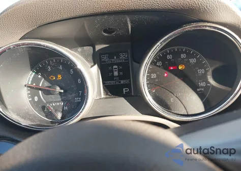 2012 Jeep Grand Cherokee Laredo z USA, uszkodzony, nr VIN 1C4RJFAG7CC256142